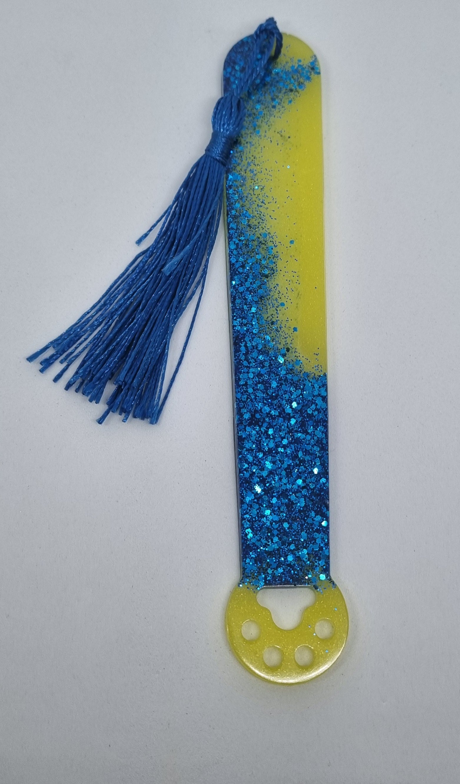 Segnalibro in resina con zampa