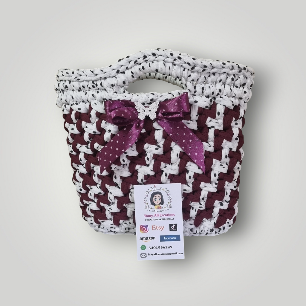 Borsetta uncinetto con manici