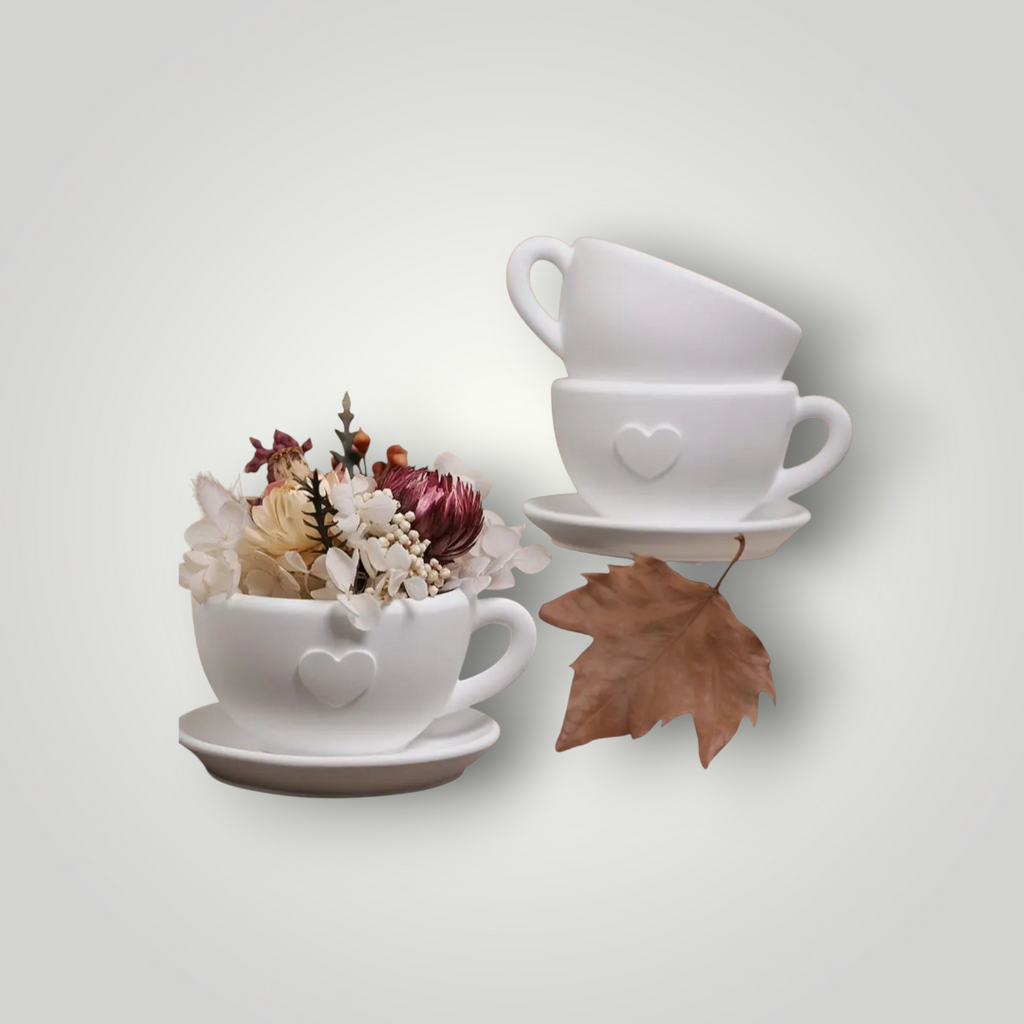 Tazzina in gesso con piattino